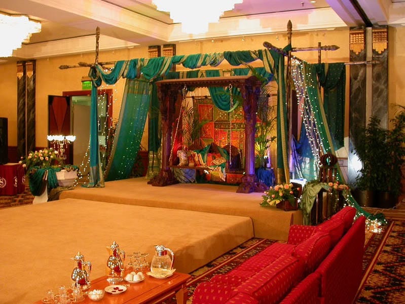 Mehndi Decoration Services